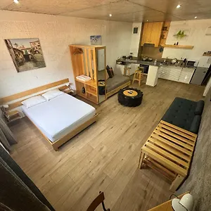 Teia-aj Appartement